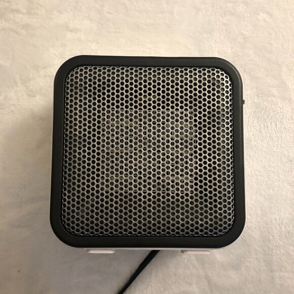 Ceramic Mini Personal Space Heater, Fast Heating 500 Watts, Tip-Over Protection - Picture 1 of 5